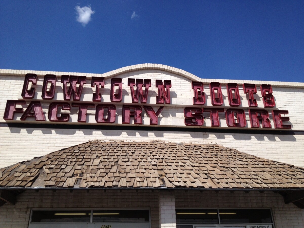 cowtown boots factory outlet