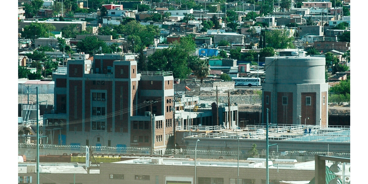 el-paso-water-utilities-wall