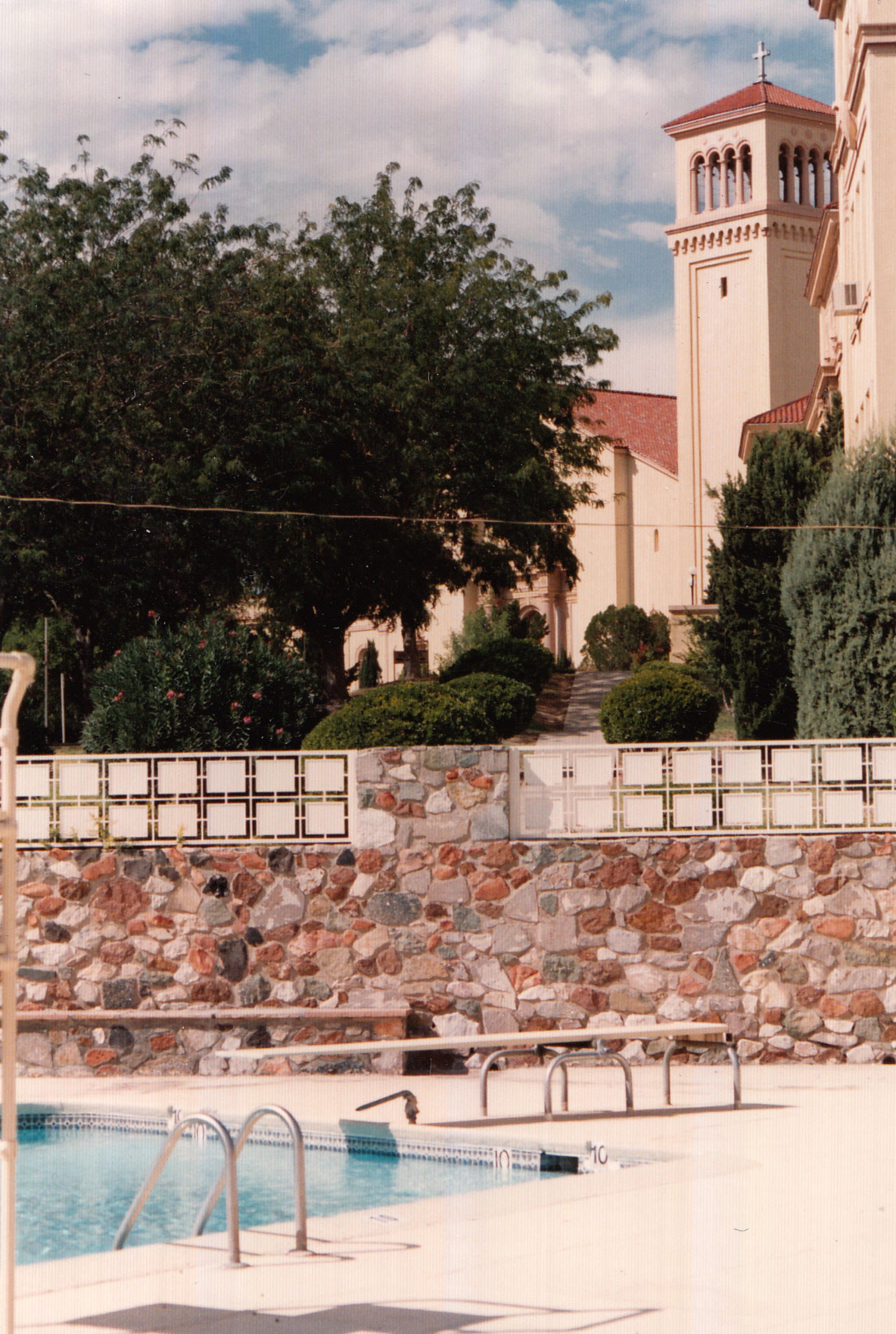 Loretto Academy 1975 DIGIE