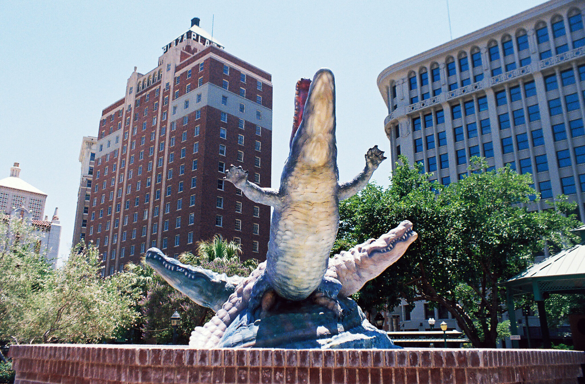 Alligator Sculpture - El Paso, Texas - DIGIE